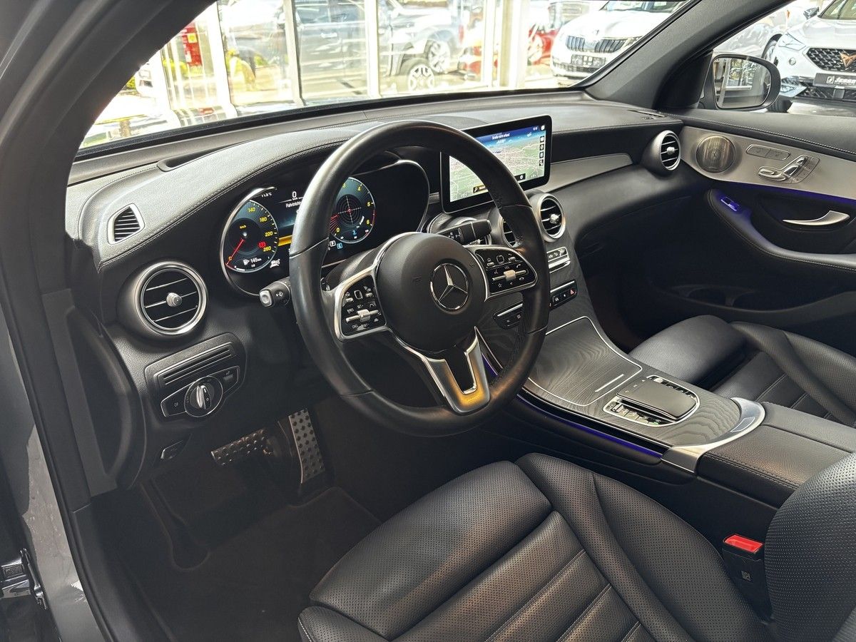 Mercedes-Benz GLC 300 d Coupé AMG 4M LED HUD Pano Distr+ Burm
