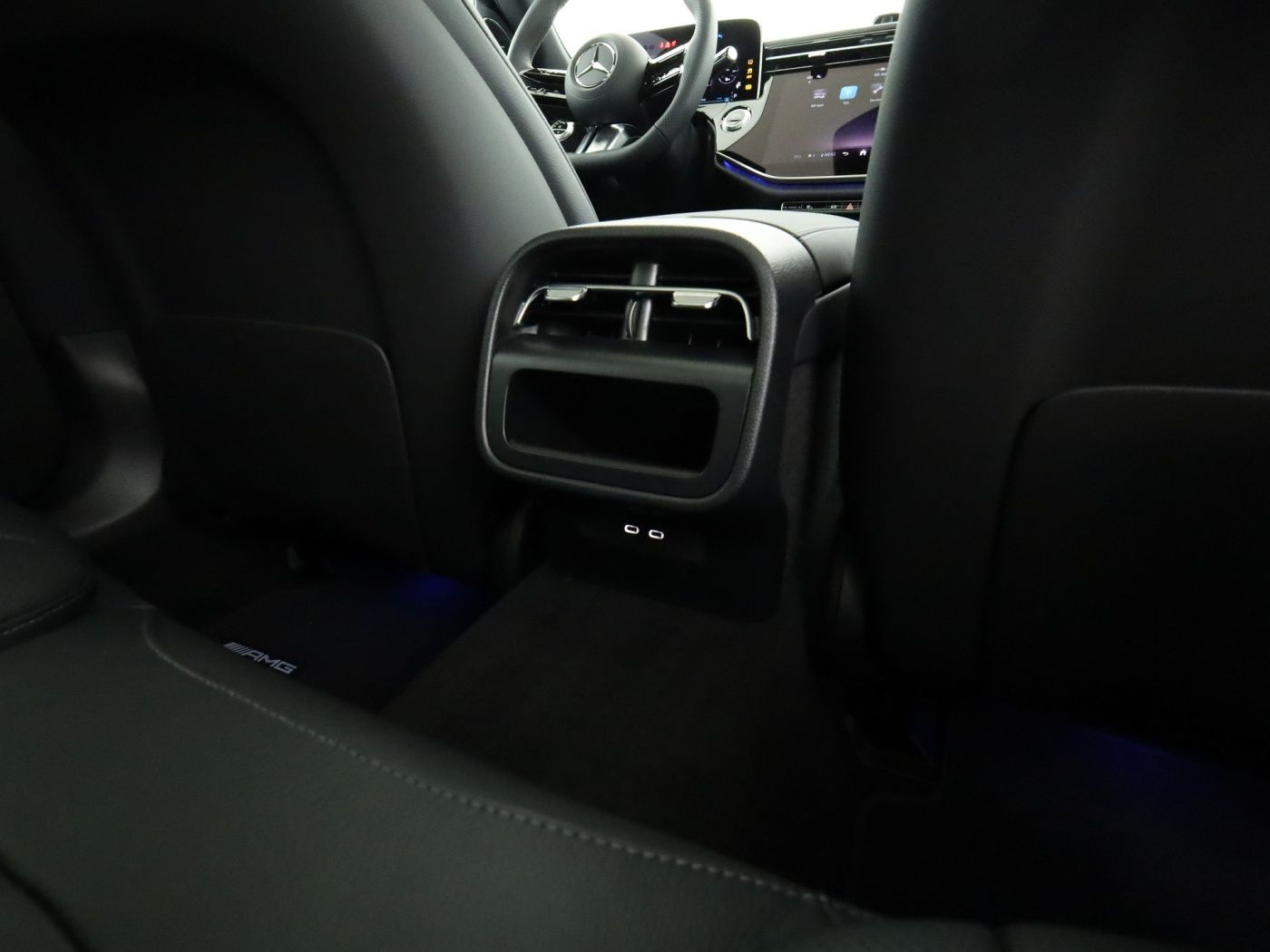 Mercedes-Benz E 450 d 4M *AMG Prem*Pano*360°*AHK*Sitzklima*HUD