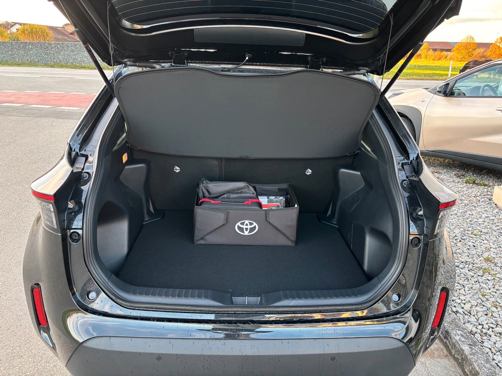 Toyota Yaris Cross Hybrid Teamplayer*Safety-&Winterpak*