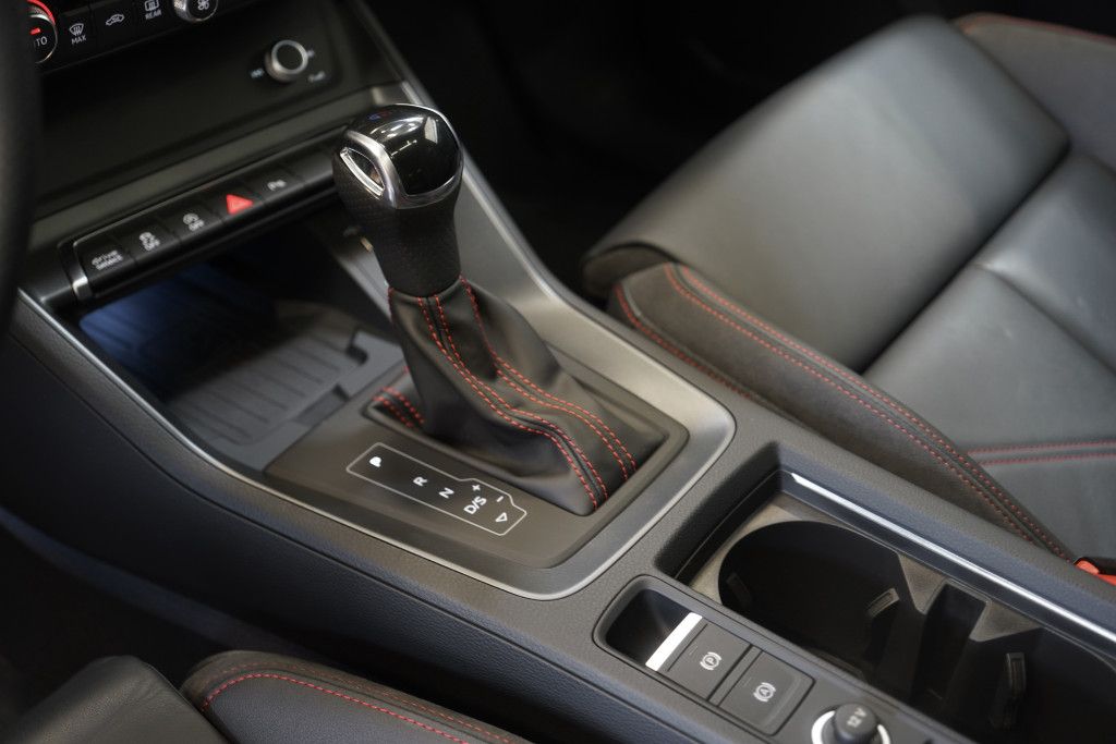 Audi Q3 40 TDI q. Sportback S line - Samsaru's Car Outlet
