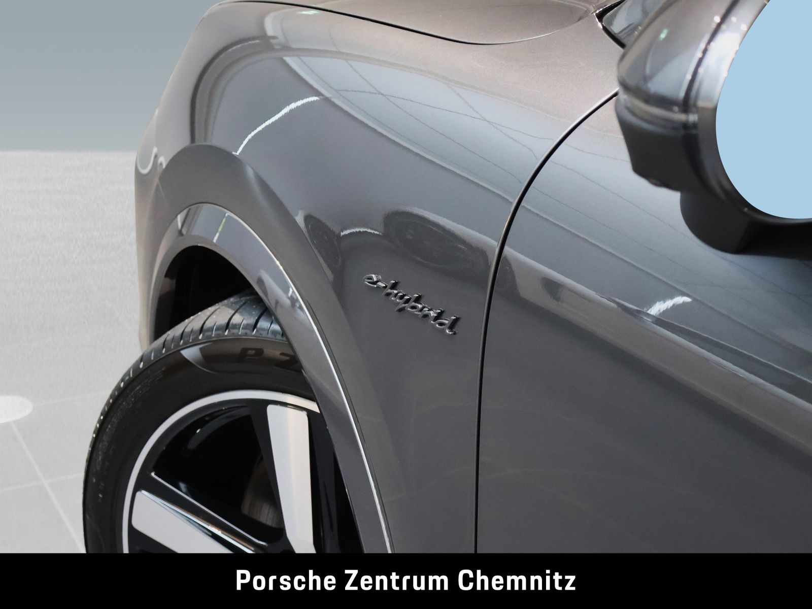 Porsche Cayenne E-Hybrid Pano;Luft.;ACC;22":Sportabgas