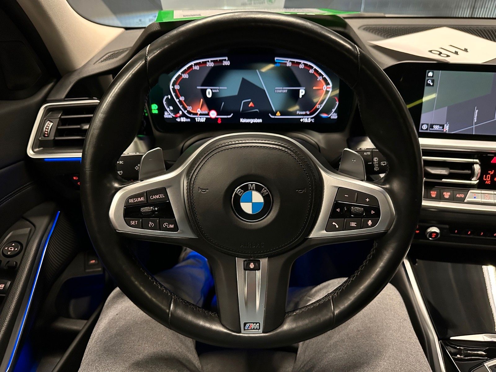 BMW 320d xDrive Sport Line - Samsaru's Car Outlet
