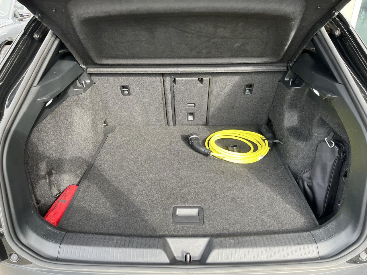 Volkswagen ID.4 4Motion GTX 77kWh Matrix ACC APP AH Kamera
