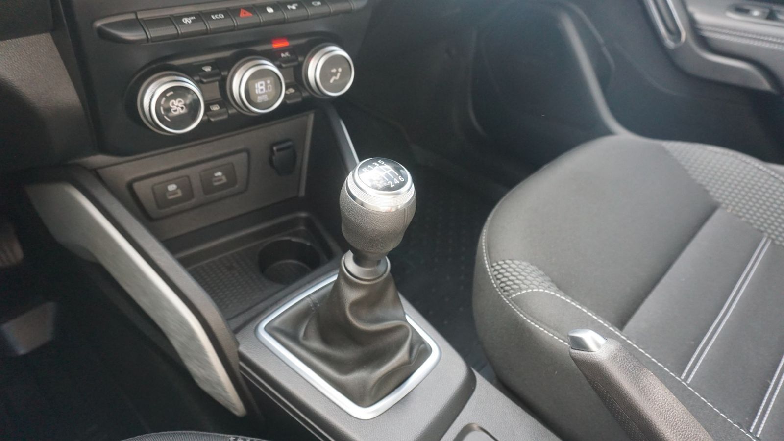 Dacia Duster II 1.3 TCe 130 Prestige - Samsaru's Car Outlet