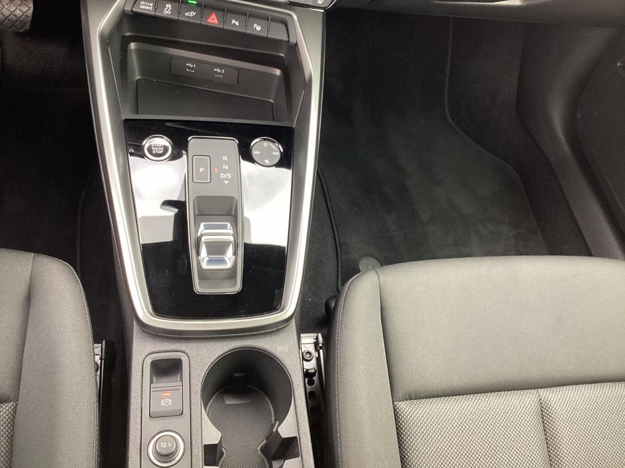 Audi A3 Sportback 40 TFSI e S tronic LED Navi ACC AHK