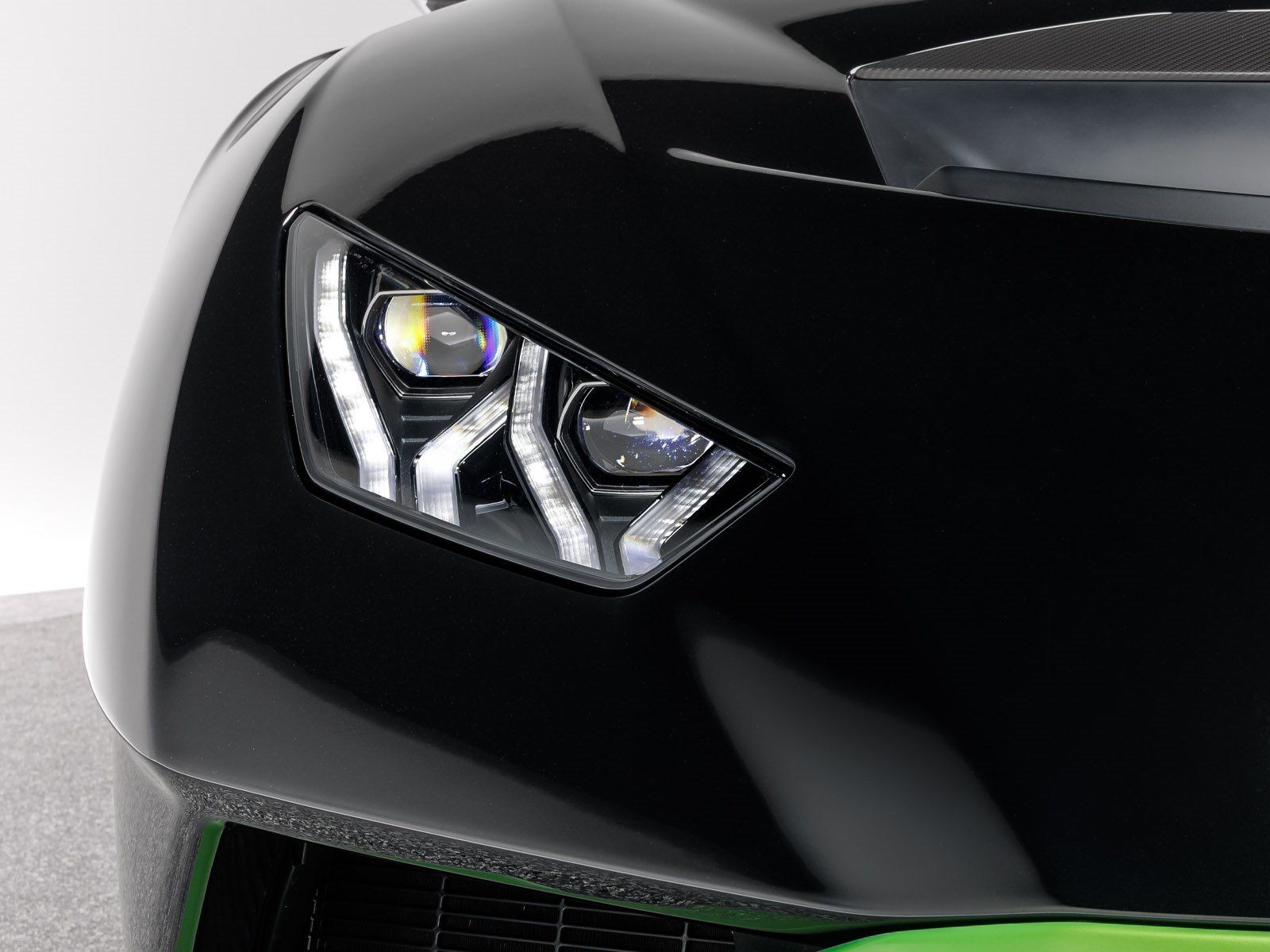 Lamborghini Huracán STO - Samsaru's Car Outlet