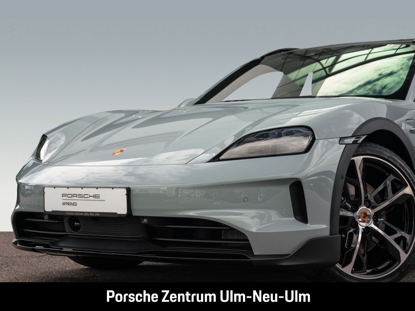 Porsche Taycan 4S Cross Turismo HA-Lenkung Active-Ride