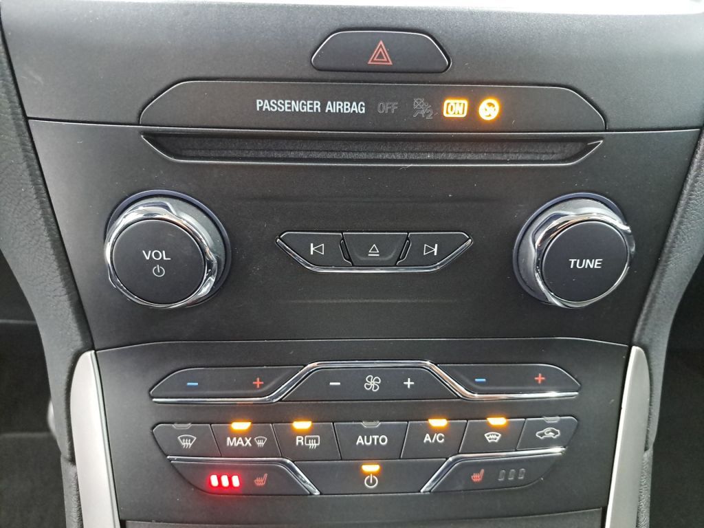 Ford S-Max 2.0  Business Aut. NAVI SHZ ACC LED RFK