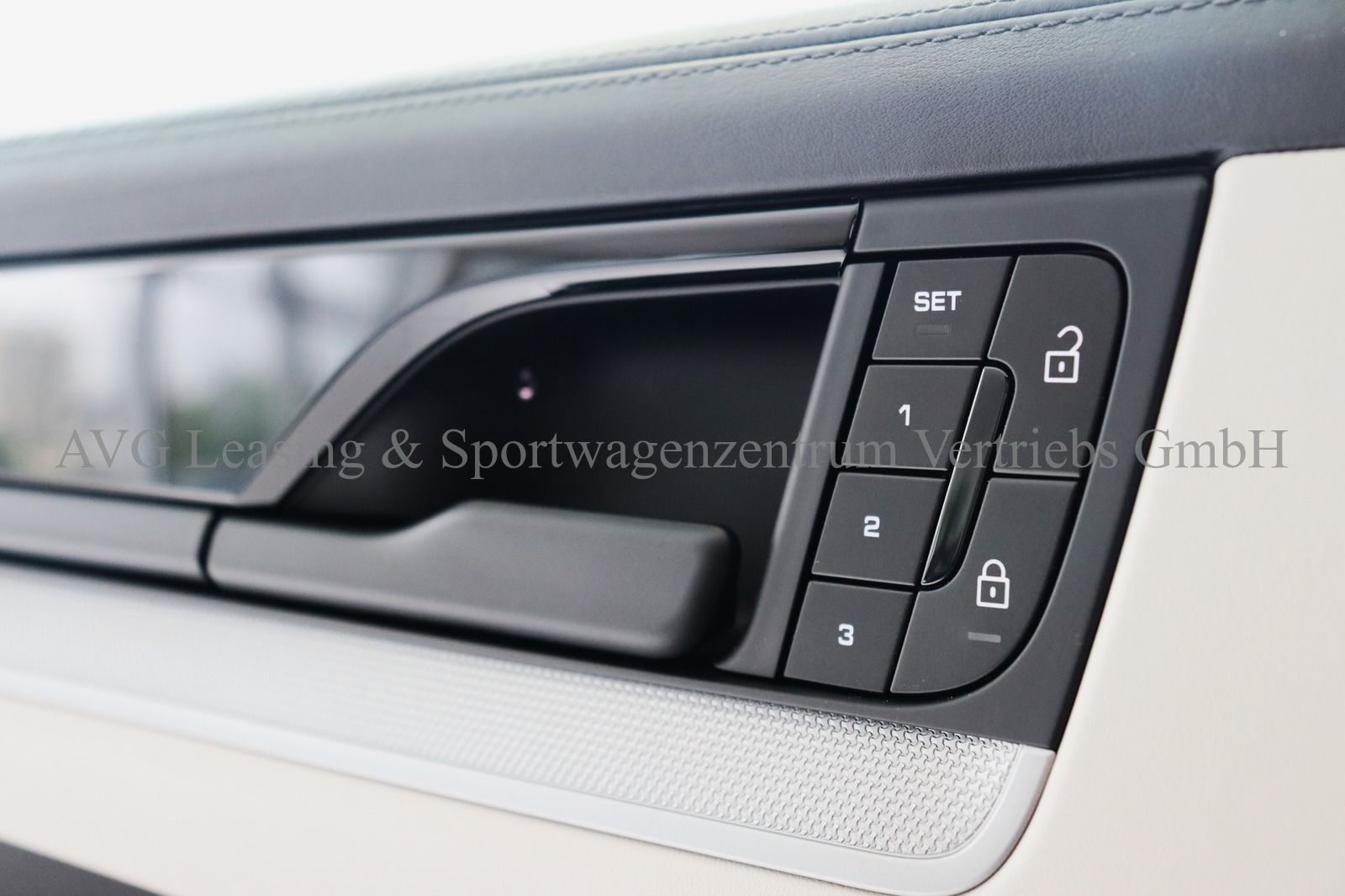 Porsche Cayenne E-Hybrid Dt/1.Hd/Bicolor Leder/Net.88k¤