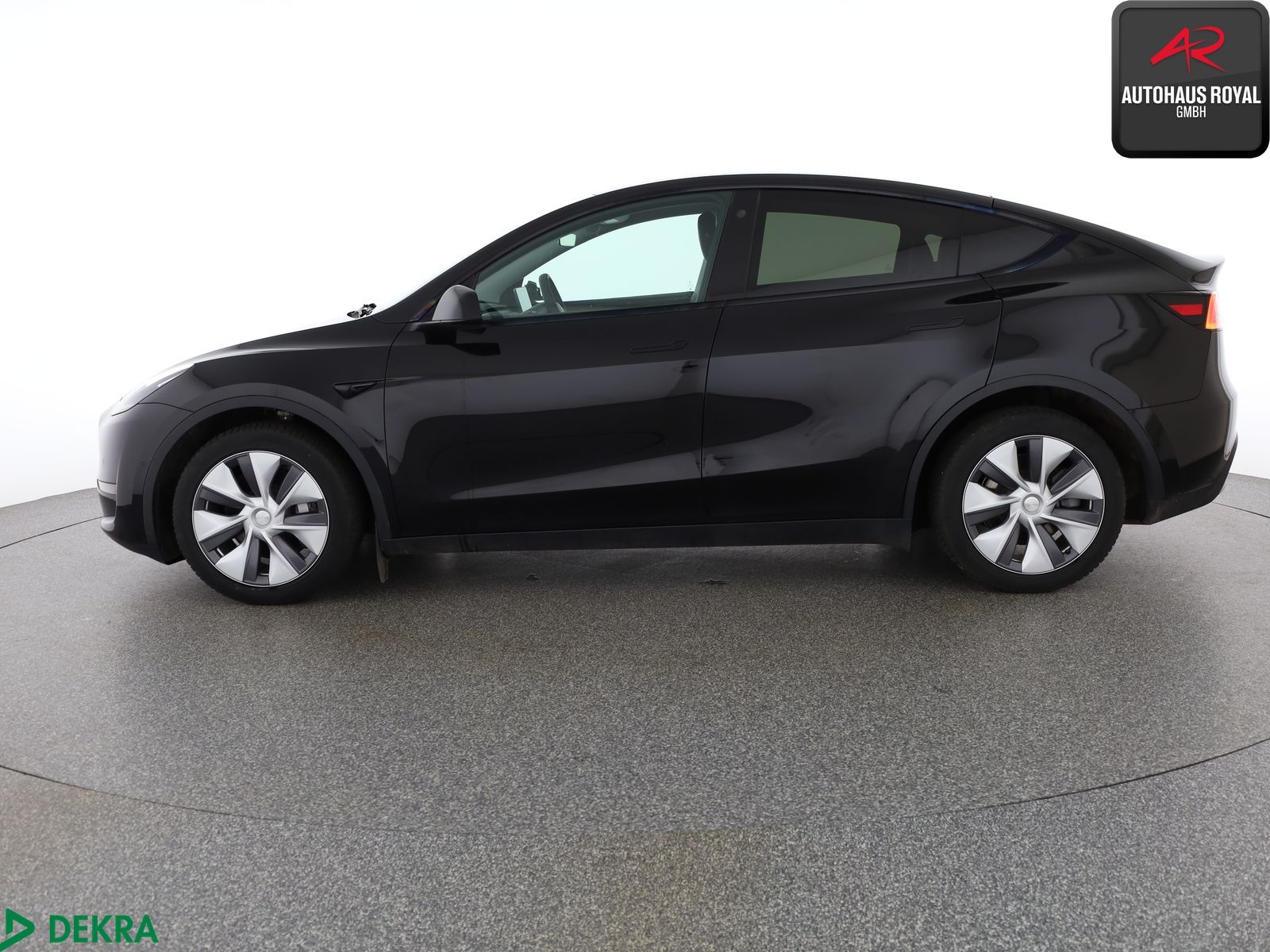 Tesla Model Y Long Range Dual AWD PANO,KEYLESS,360GRAD
