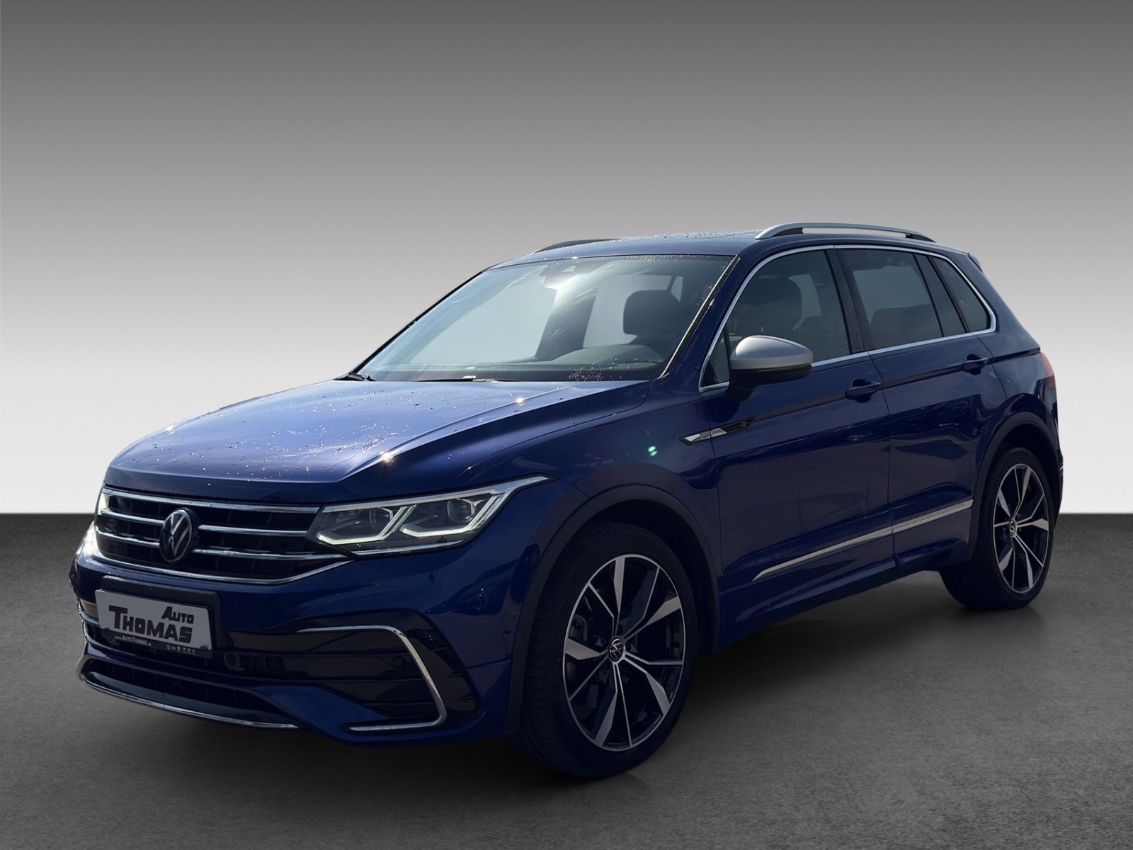 Volkswagen Tiguan  R-Line 2.0 TDI 4M DSG IQ.DRIVE+PANO