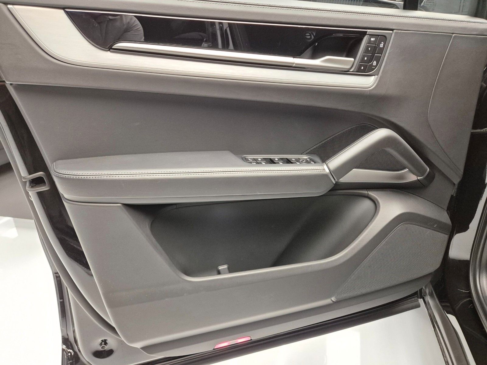 Porsche Cayenne Coupe E-Hybrid