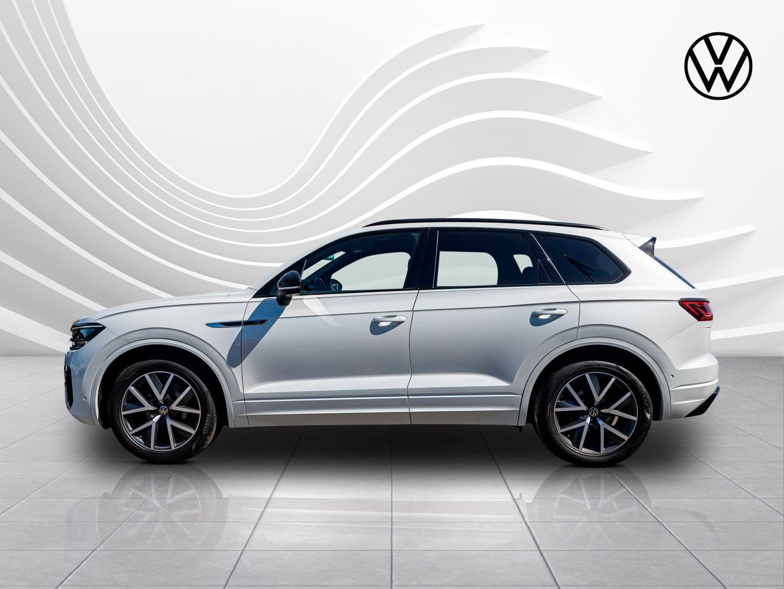 Volkswagen Touareg 3.0 TDI Elegance - Samsaru's Car Outlet
