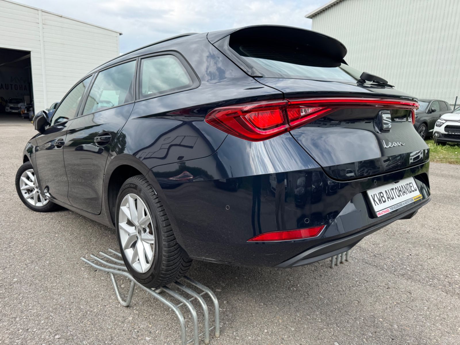Seat Leon ST 1.0 eTSI 110PS Style Business DSG7 - Samsaru's Car Outlet
