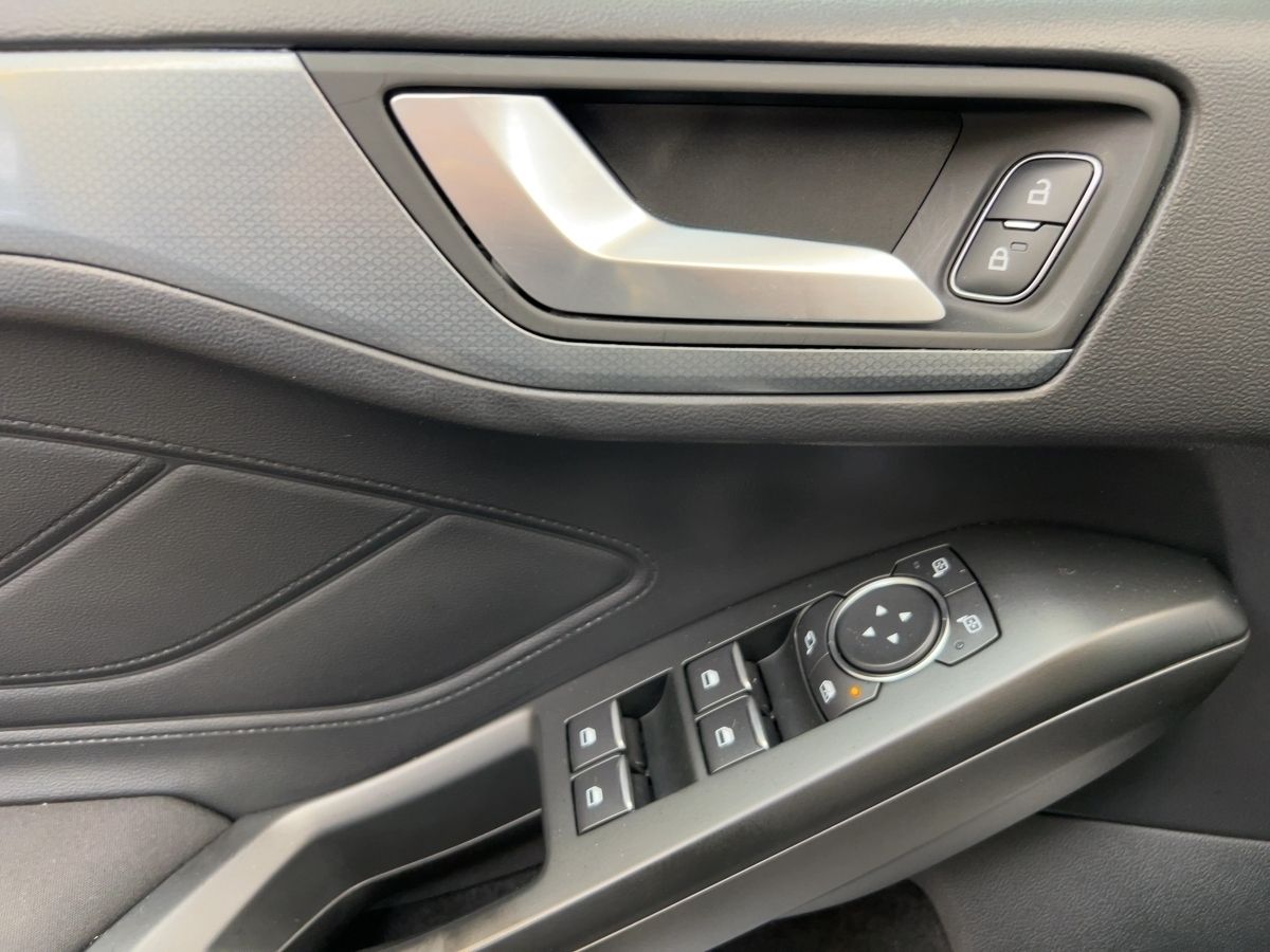 Ford Focus TURNIER 1,5 D ACTIVE - Samsaru's Car Outlet