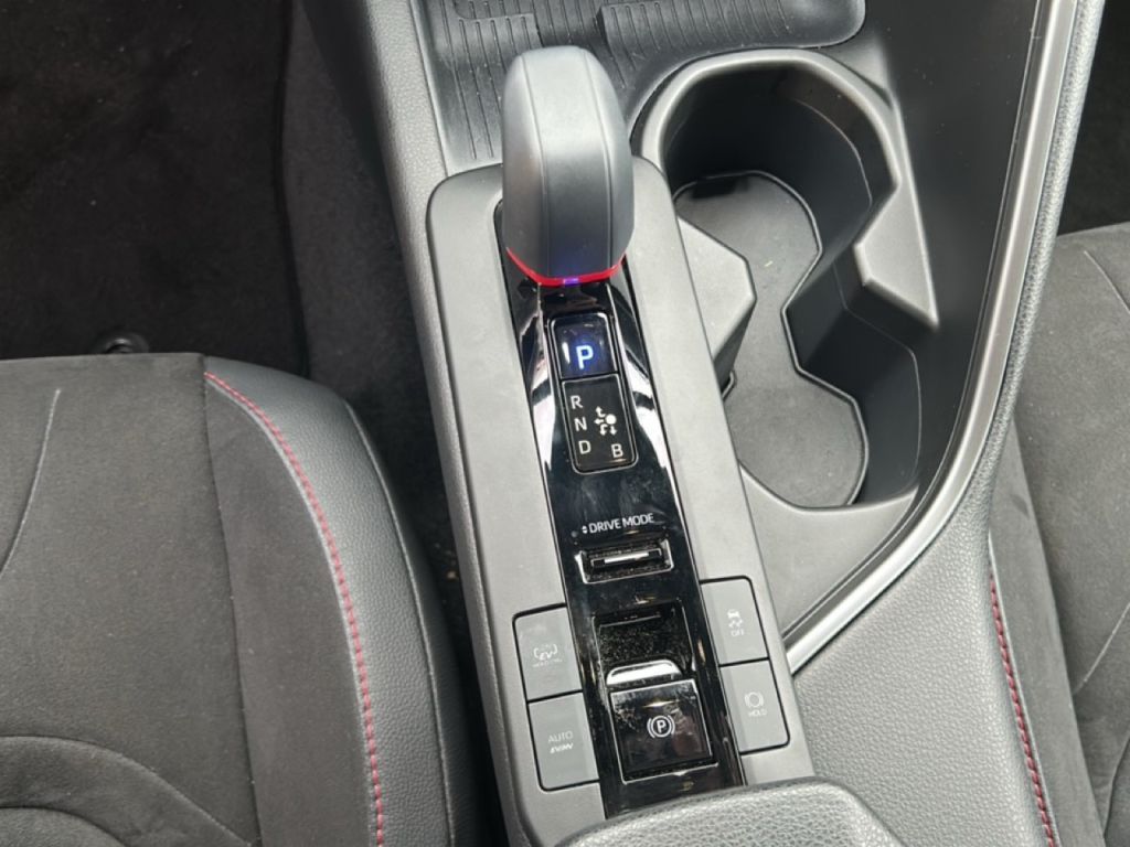 Toyota C-HR 2.0 Plug-in-Hybrid Teamplayer