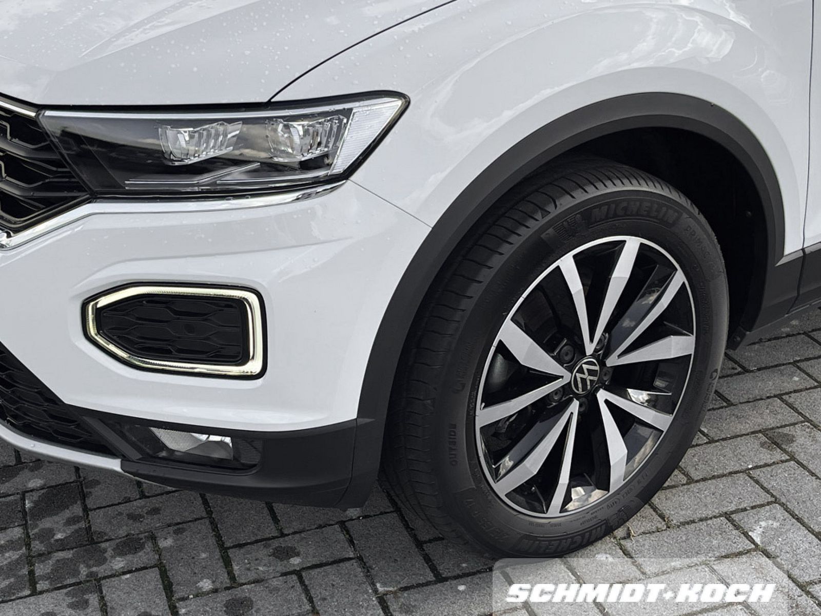 Volkswagen T-Roc 1.0 TSI Style - Samsaru's Car Outlet