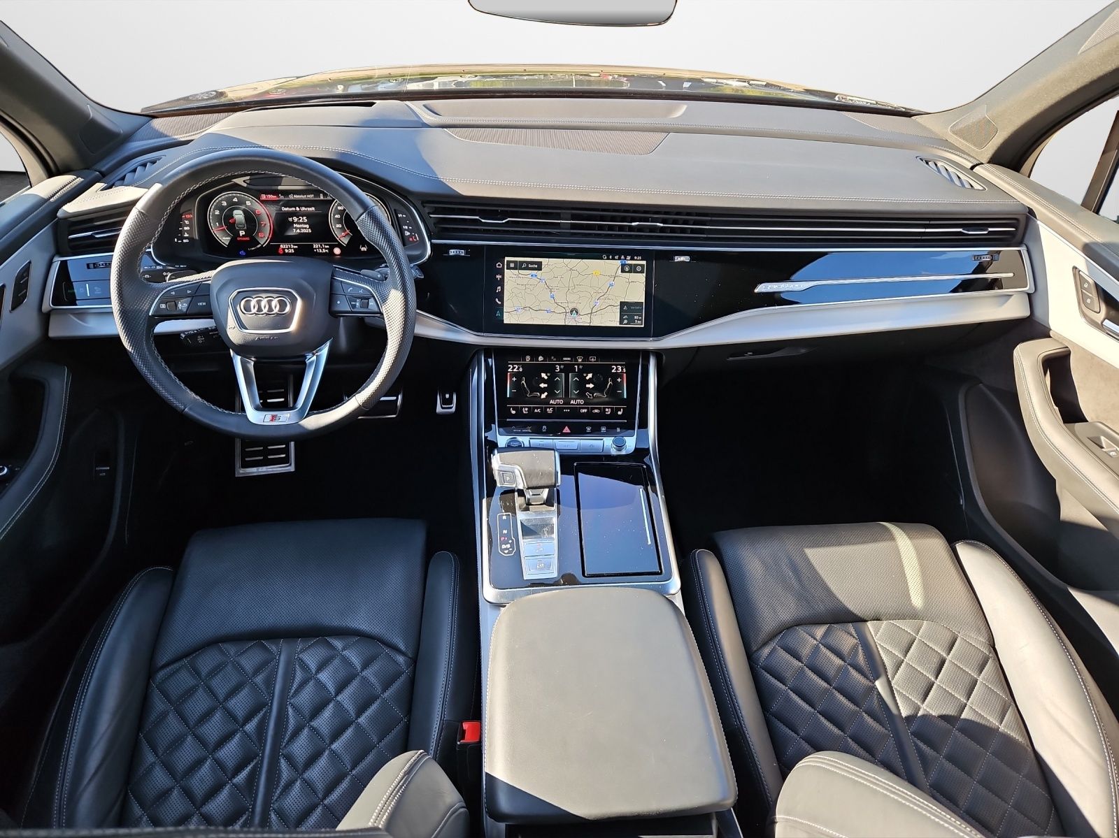 Audi Q7 55 TFSI tiptronic quattro S line NaviPlus Mat