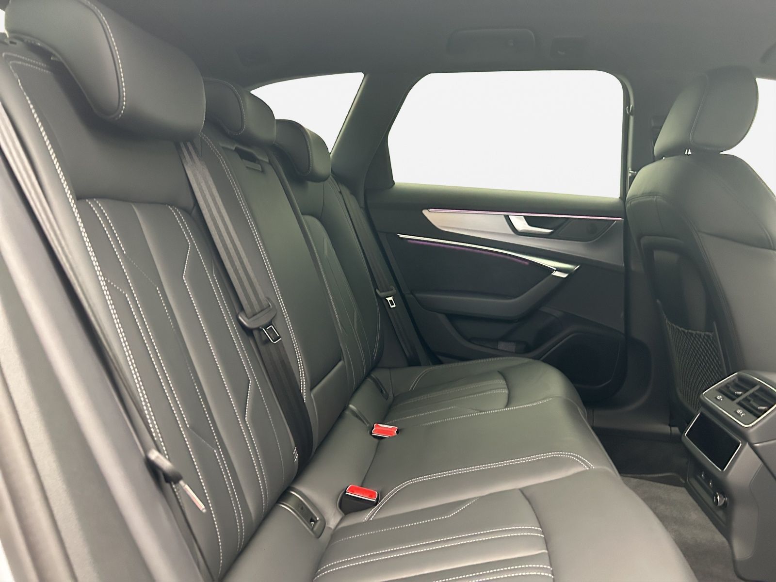 Audi A6 Avant 45 TFSI S-LINE*NAVI-PLUS*MATRIX*HUD*AHK