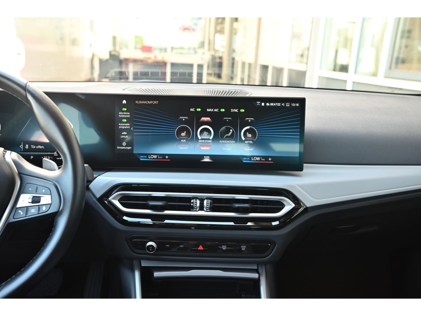 BMW 320 d xDrive Touring MHyb - Samsaru's Car Outlet