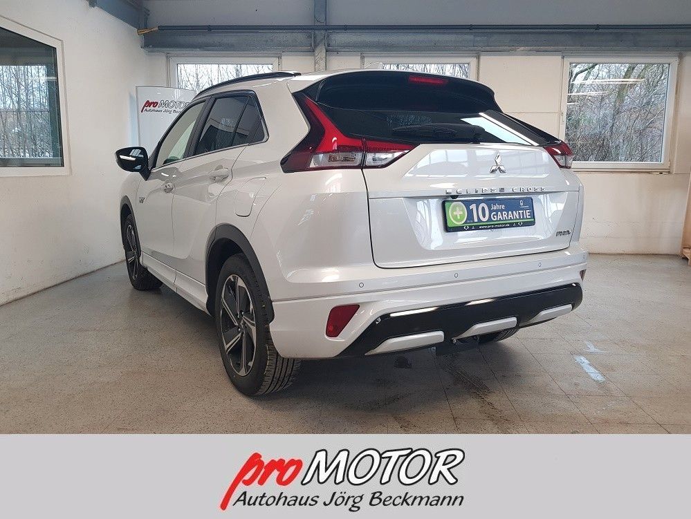 Mitsubishi Eclipse Cross 2.4 PLUG-IN HYBRID 4WD TOP mit AHK