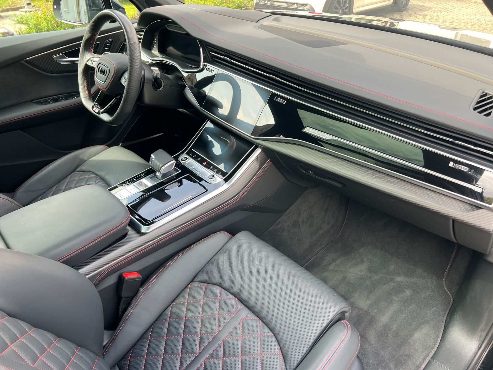 Audi Q7 50 TDI *S LINE *CARBON*7SITZER*SOFT*HUD*B&O*