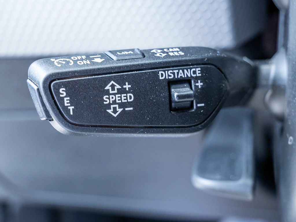 Audi A1 Sportback 30 1.0 TFSI S line KAMERA ACC LED