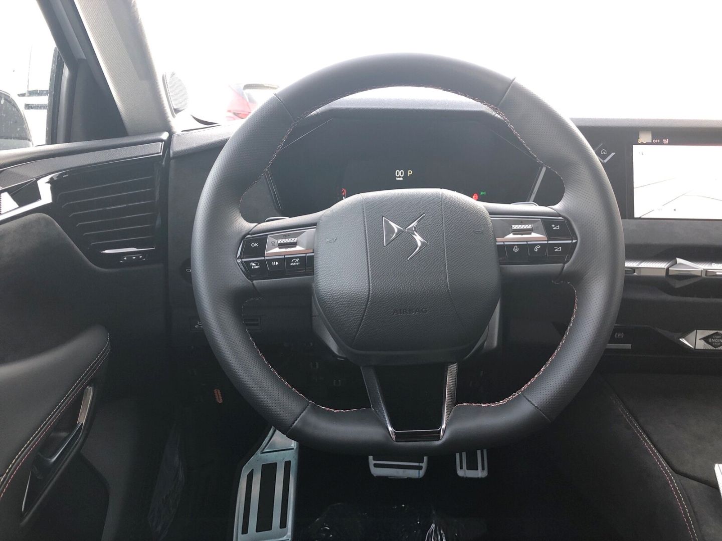 DS Automobiles DS4 Performance Line+ HUD Navi Memory Sitze 360