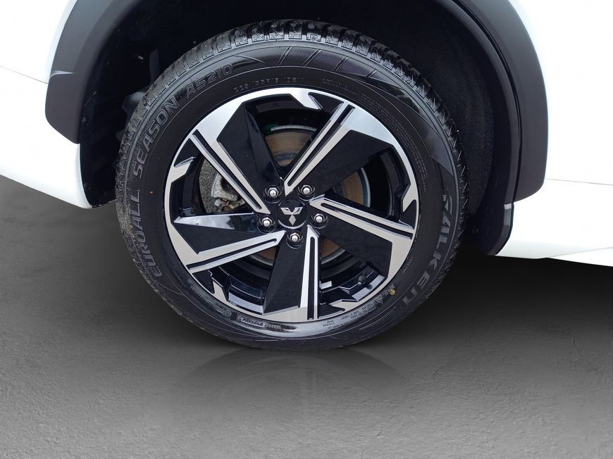 Mitsubishi Eclipse Cross Plug-In Hybrid 4WD Select