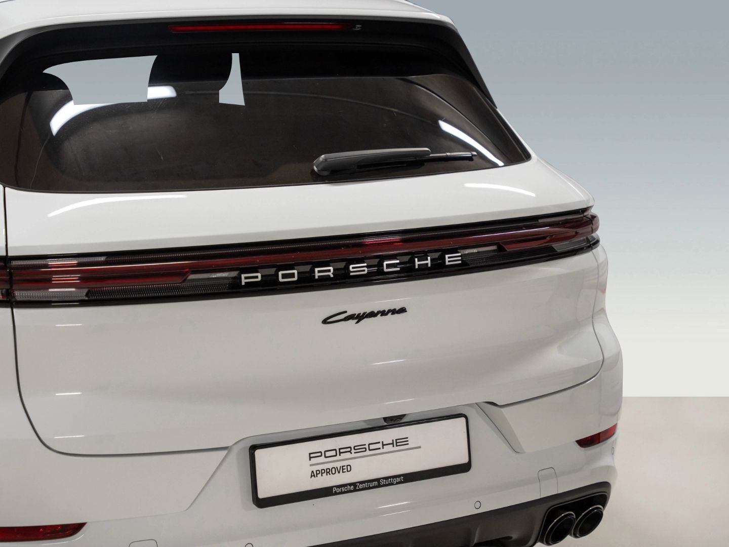 Porsche Cayenne E-Hybrid Beifahrerdisplay Massagesitze