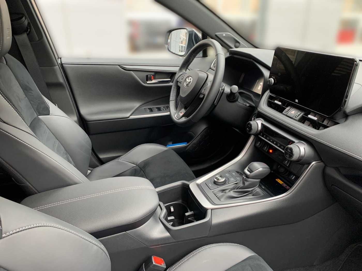 Toyota RAV4 Plug-in-Hybrid GR Sport - Samsaru's Car Outlet