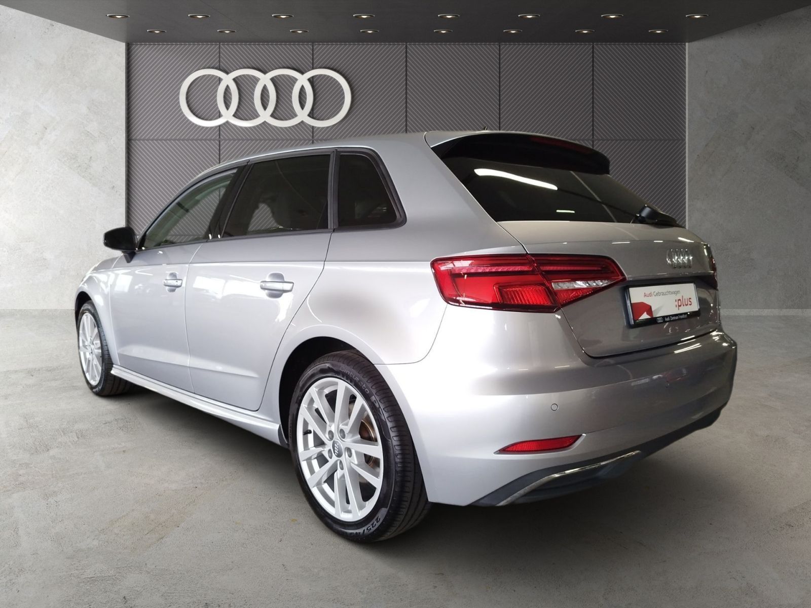 Audi A3 Sportback 40 e-tron S tronic - Samsaru's Car Outlet