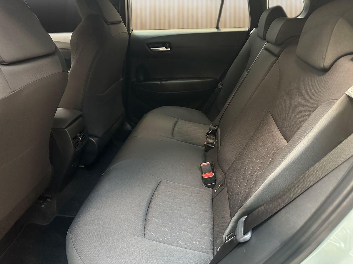 Toyota Corolla Cross 2.0 Hybrid Team D + Premiumpaket
