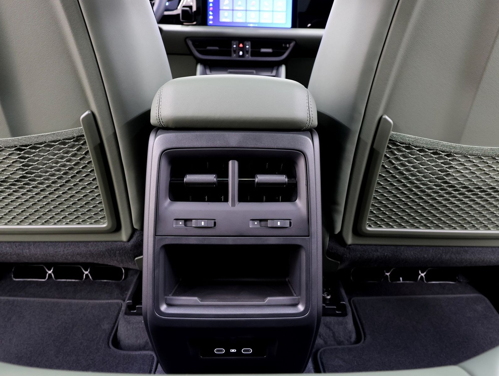 Porsche Macan Electric 4