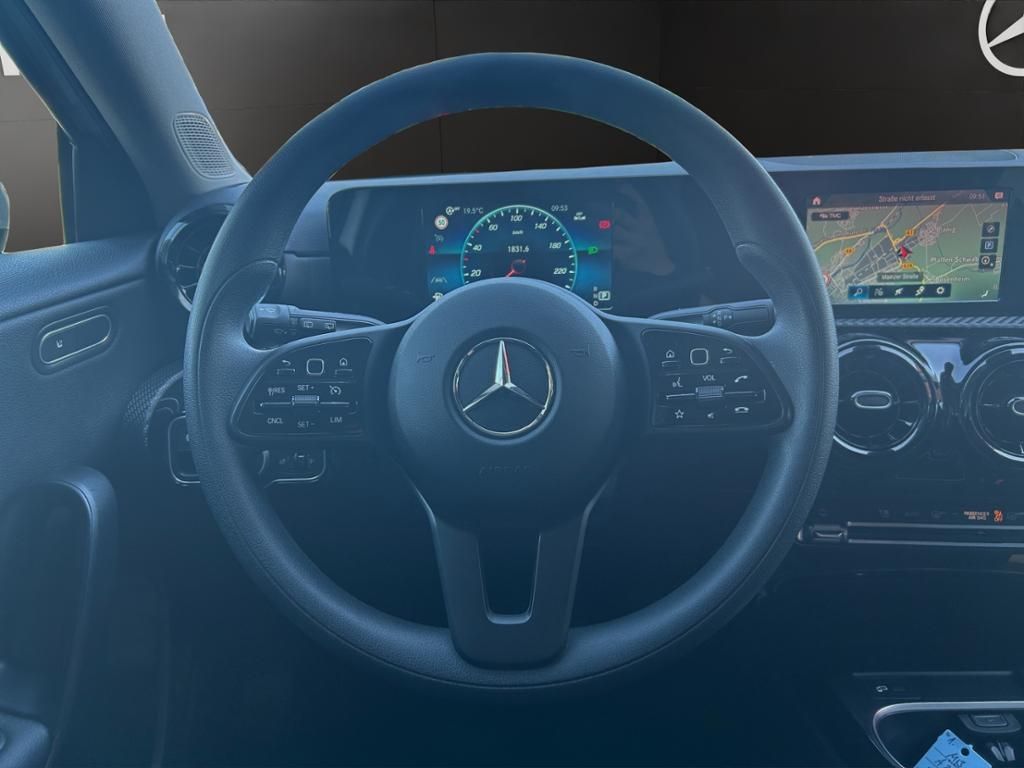 Mercedes-Benz A 200 Plus - Samsaru's Car Outlet