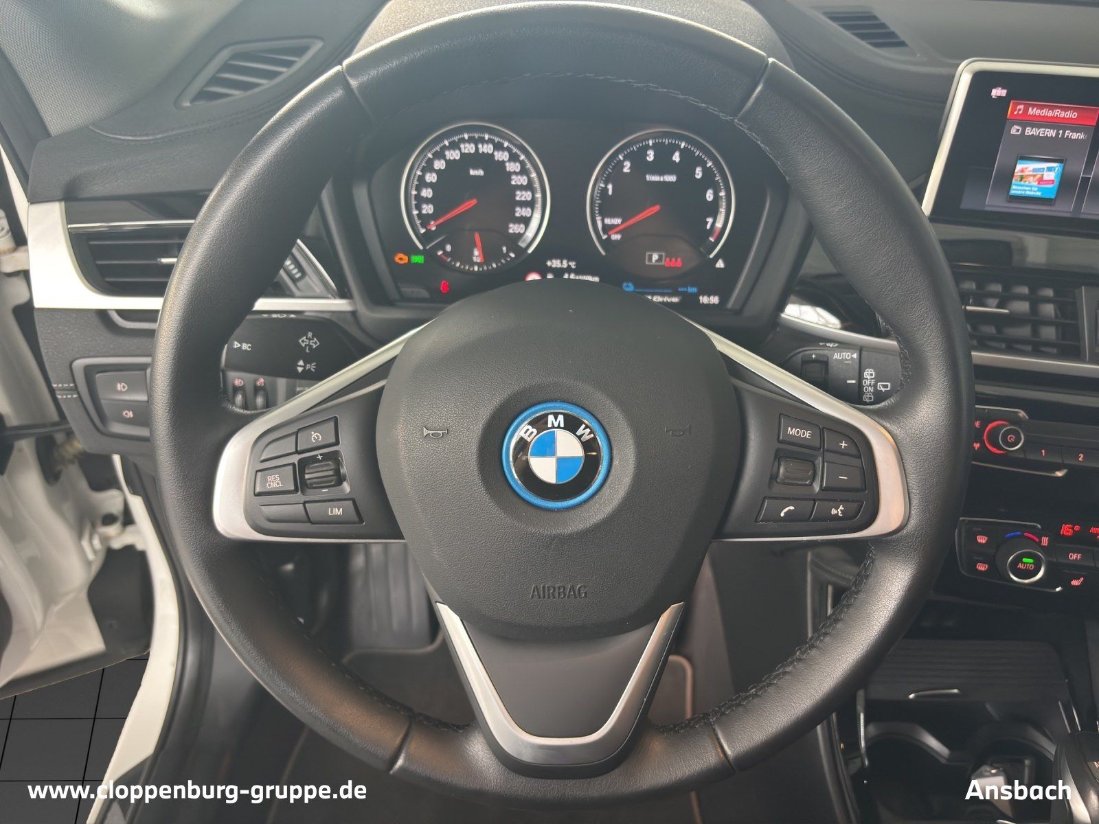 BMW X1 xDrive25e Sport Line - Samsaru's Car Outlet