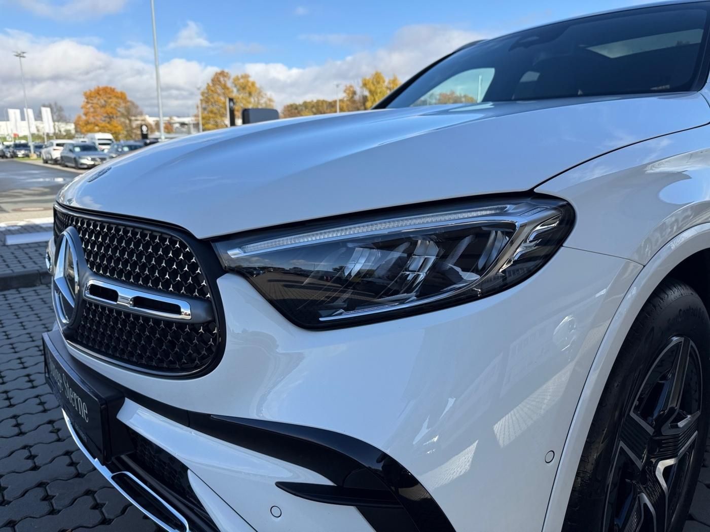 Mercedes-Benz GLC 220 d 4M AMG ADV. PLUS+AHK+360°+PANO+DISTR.+