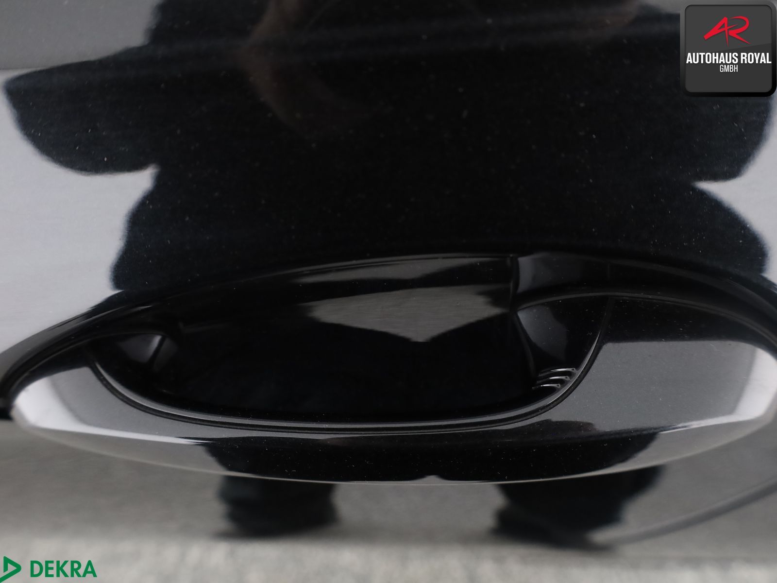 BMW 530 e x Drive M SPORT SHADOW HUD,KEYLESS,KAMERA