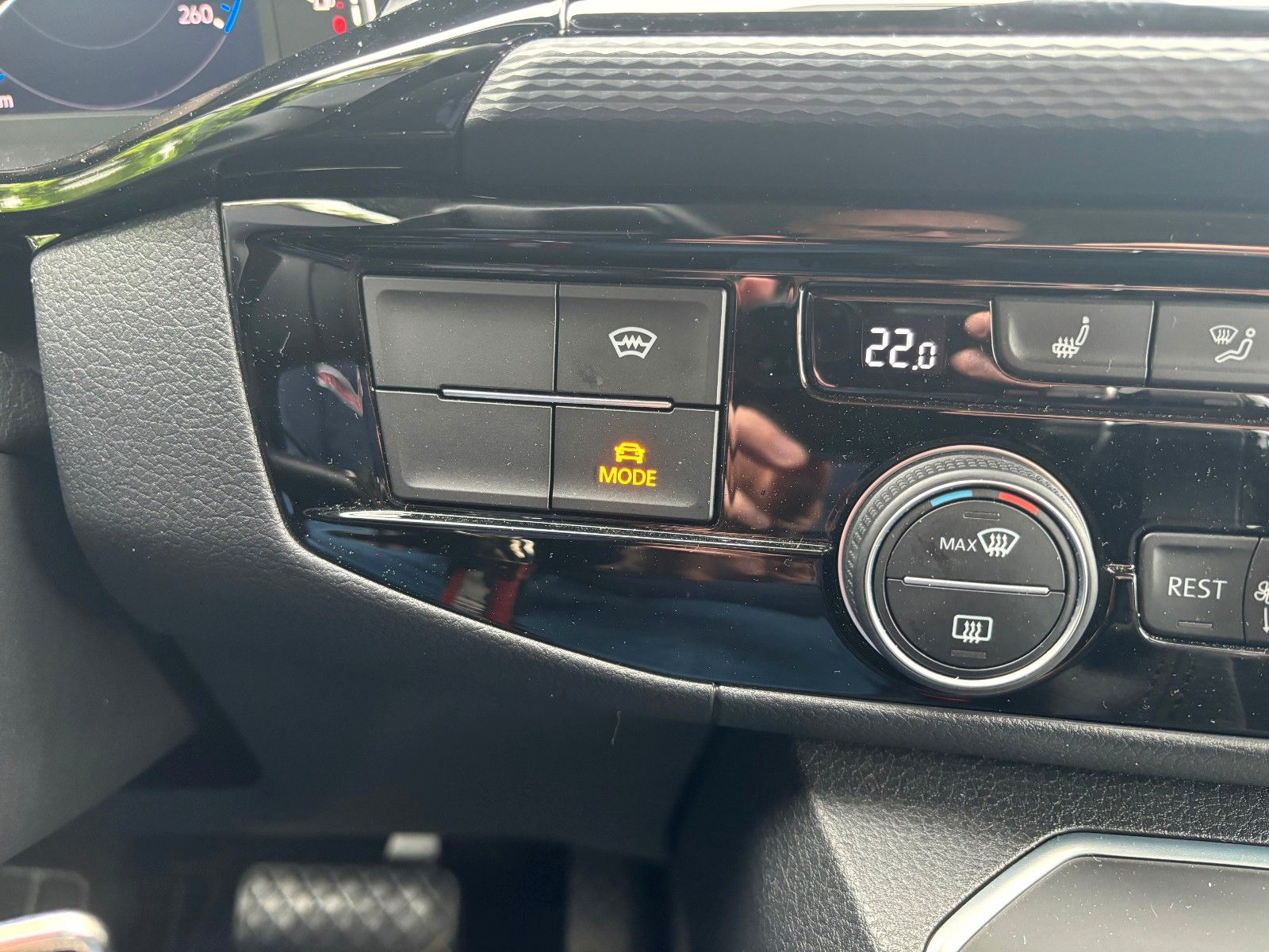 Volkswagen T6 Multivan Highline - Samsaru's Car Outlet