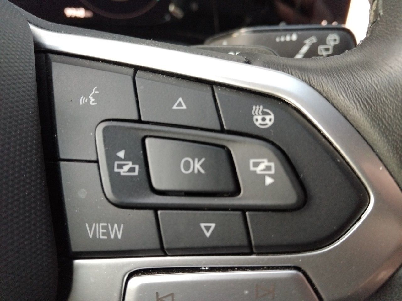 Volkswagen Golf VIII Variant eTSI DSG - Samsaru's Car Outlet