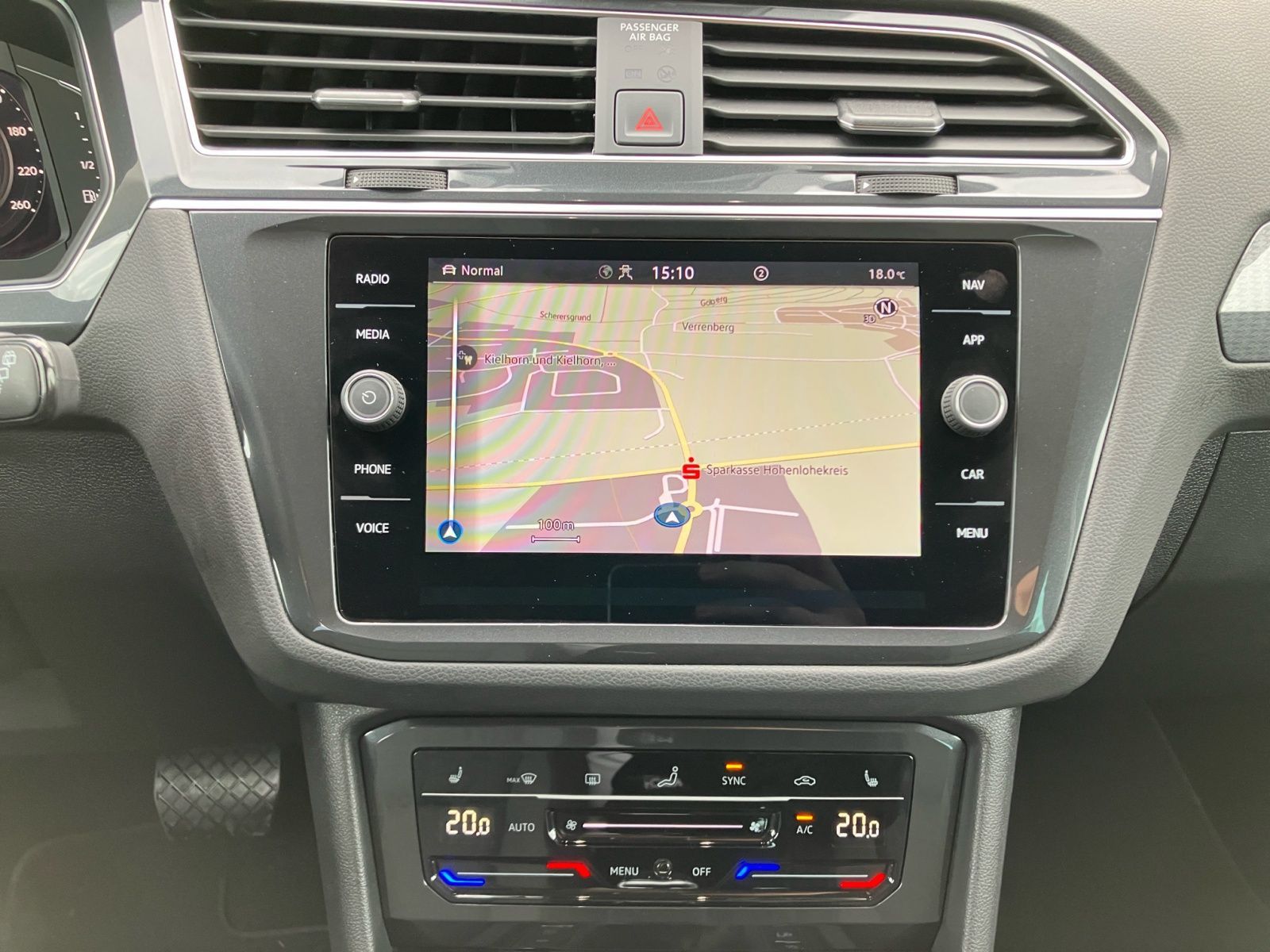 Volkswagen Tiguan 2.0TDI Life DSG 4M Navi LED AHK