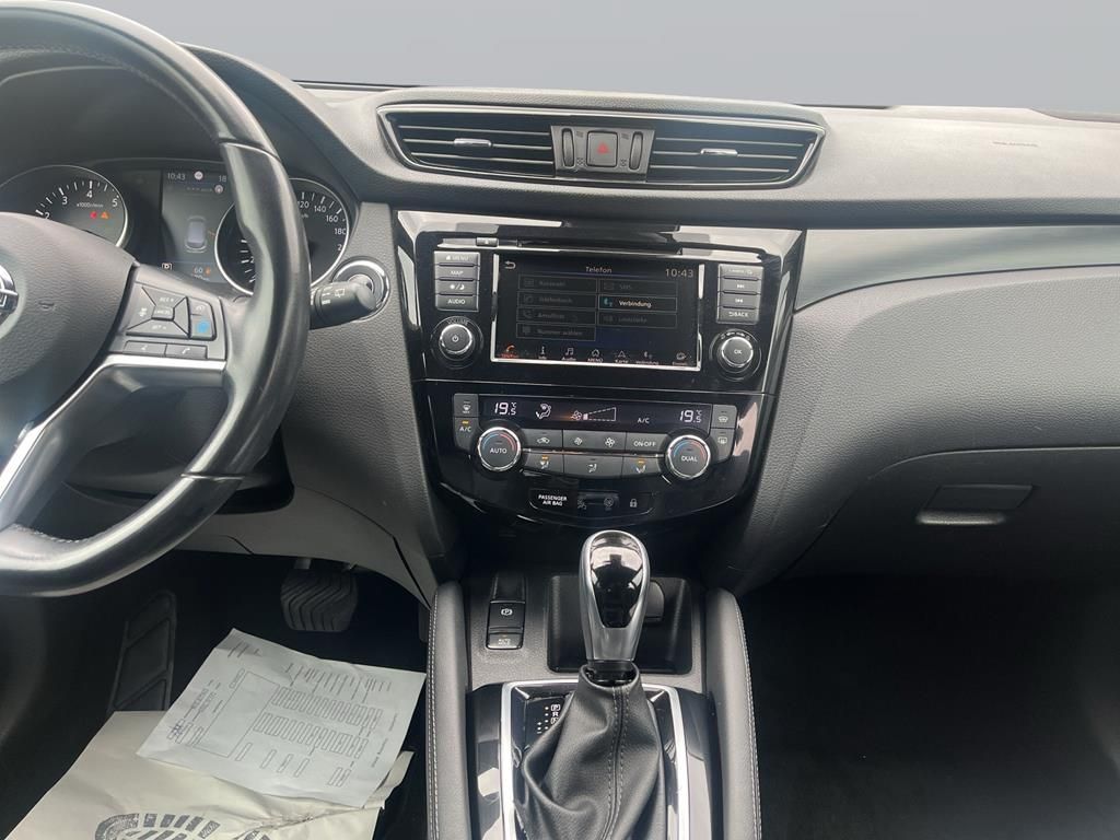 Nissan Qashqai 1.3 DIG-T N-Tec - Samsaru's Car Outlet