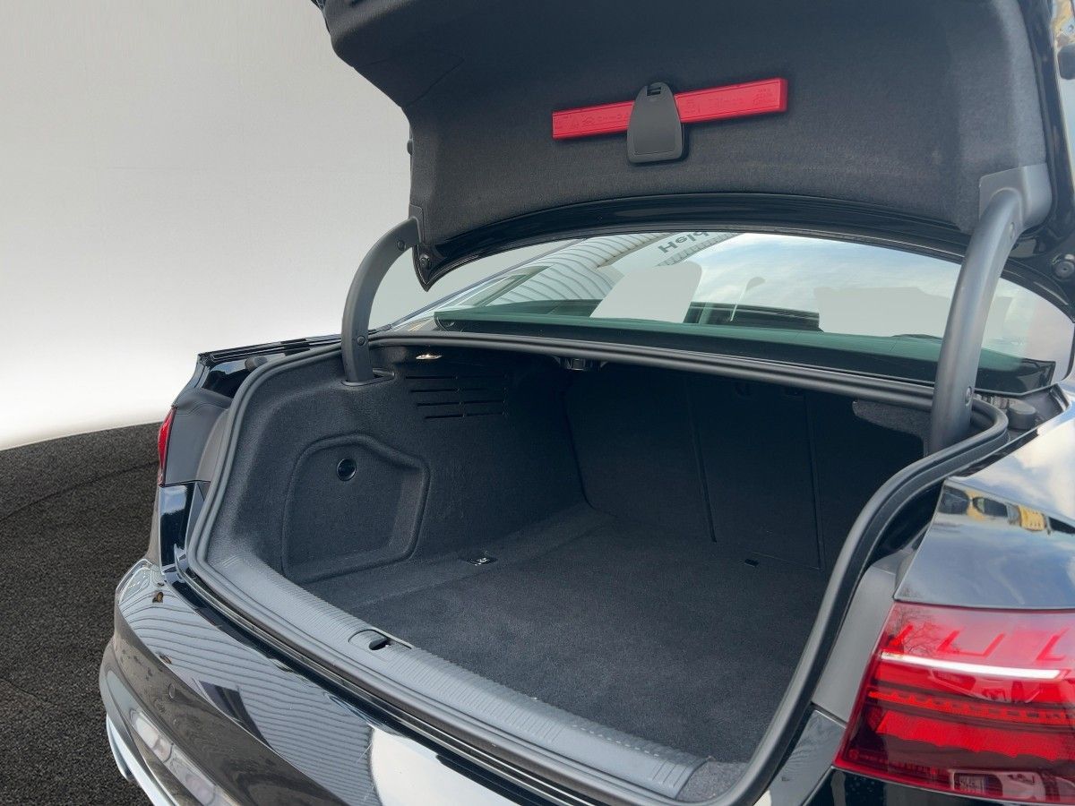 Audi A4 Limousine advanced 40 TDI qu 18 LED NAVI KEYL