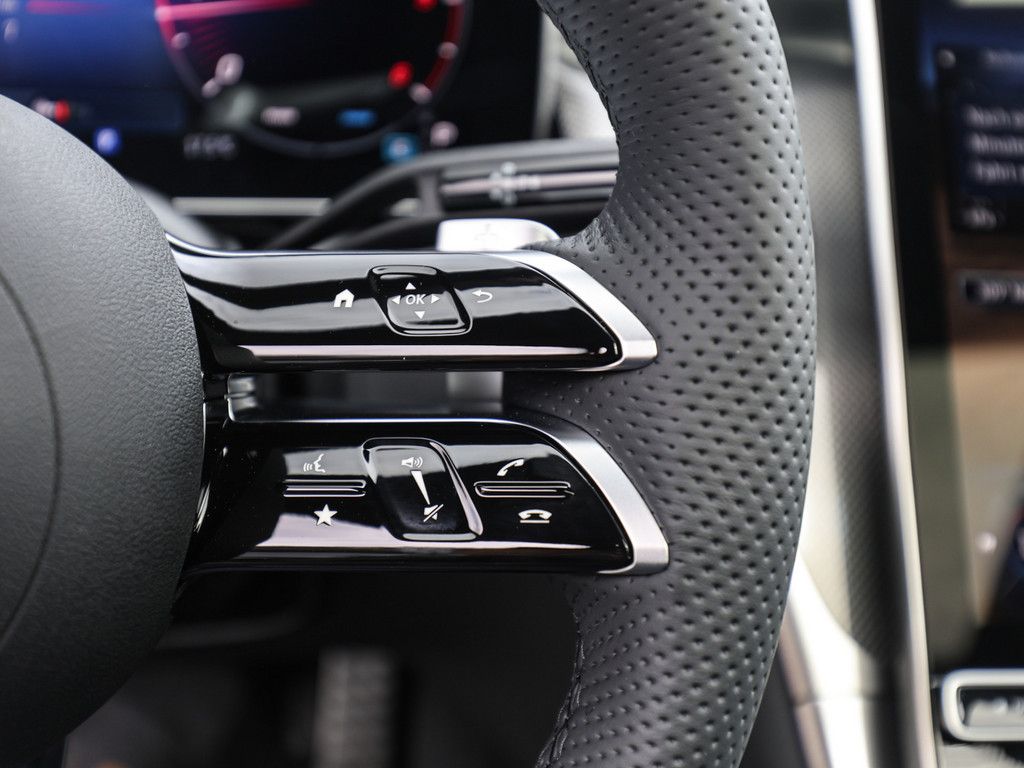 Mercedes-Benz GLC 220 d 4M Edition AMG Line AHK Abstandstemp.