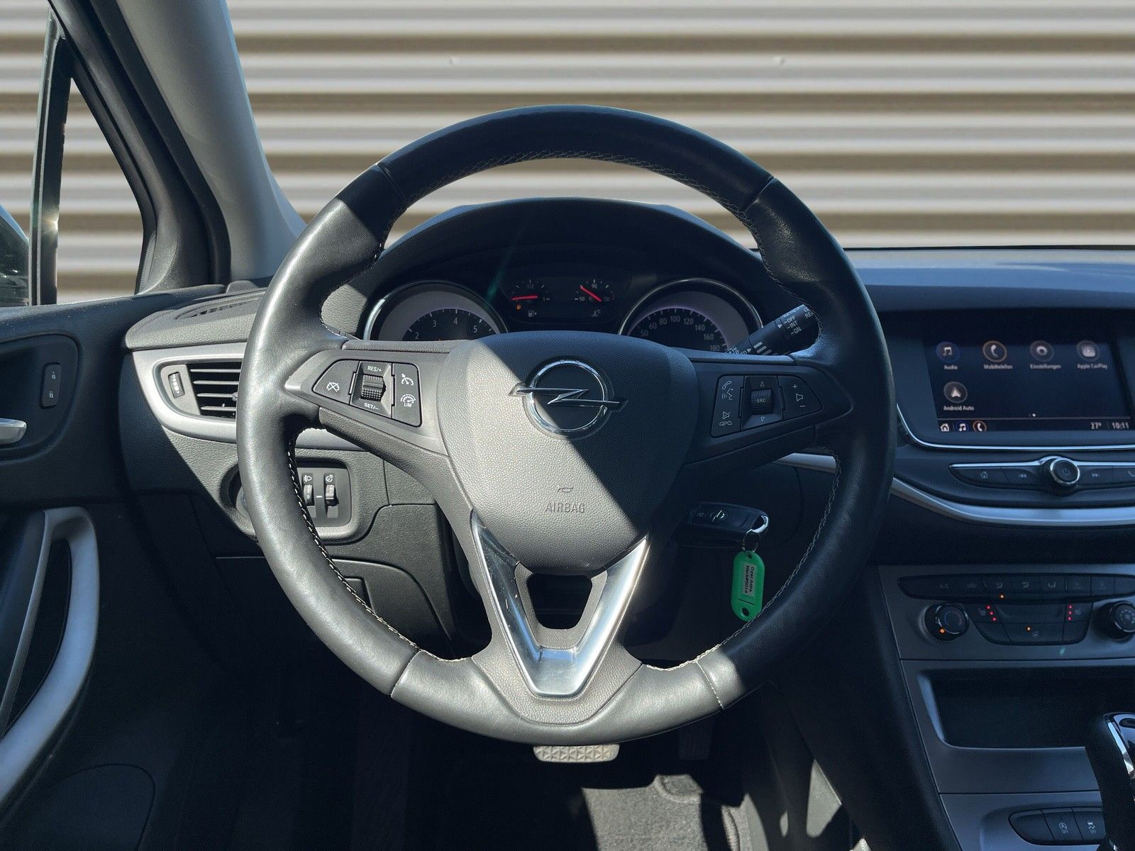 Opel Astra 145PS Business - Samsaru's Car Outlet