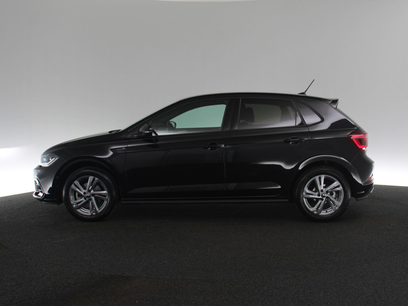 Volkswagen Polo 1.0 TSI R-Line MATRIX-LED ACC NAVI KAMERA