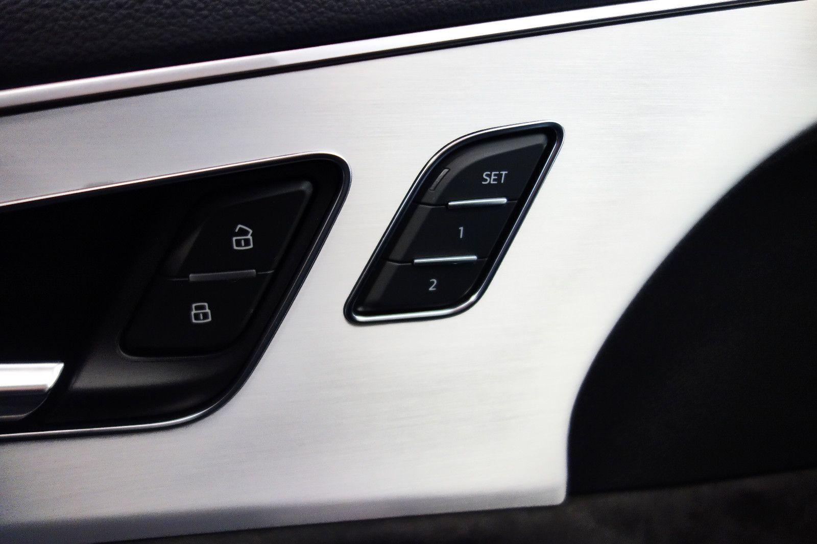 Audi Q7 50 TDI quattro S LINE BLACK+360°+PDACH+7SITZE