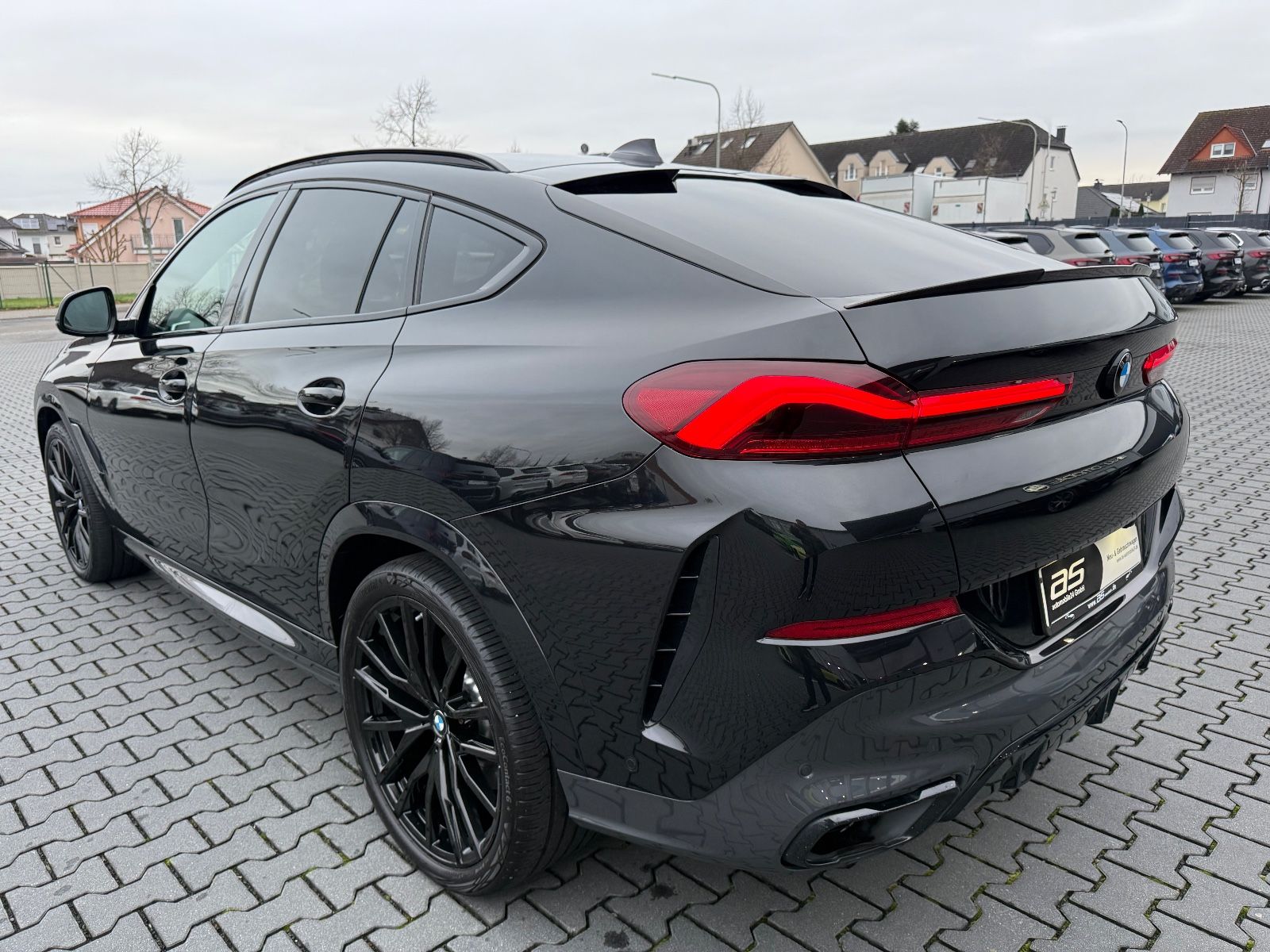 BMW X6*40xd*MSPORT*INDIVIDUAL*360°ACC*HUD*SKYLONUNGE