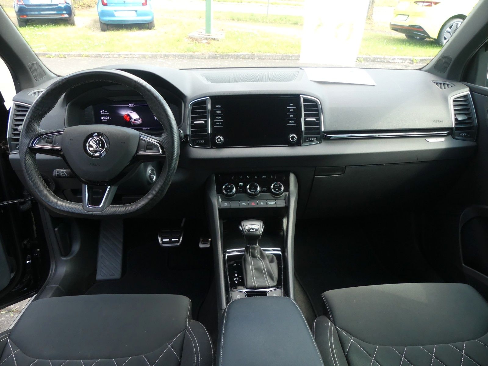 Skoda Karoq Sportline 4x4, Canton, LED, AHK, RF Kamera