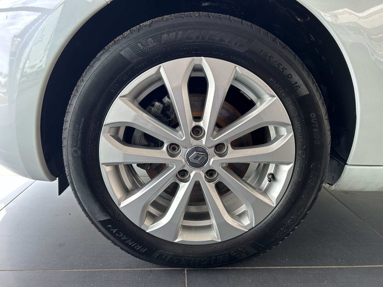 Renault ZOE EXPERIENCE R110 Z.E. 50 - Samsaru's Car Outlet